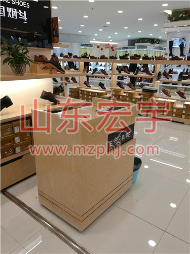 秤台服务台391